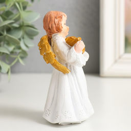 Фигурка полистоун «Праздничный ангел в белом платье», золотые крылья, 6×5×9.5 см, МИКС