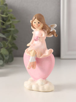 Фигурка полистоун Малышка-ангел в розовом платье сидит на большом сердце, 6.5?5?13 см