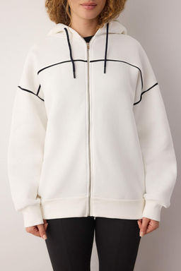 Lacivert Kapusonlu ve Biye Detayl? Oversize/Genis Kal?p Orme Sweatshirt TWOAW26SW00106 - Trendyolmilla фото 7