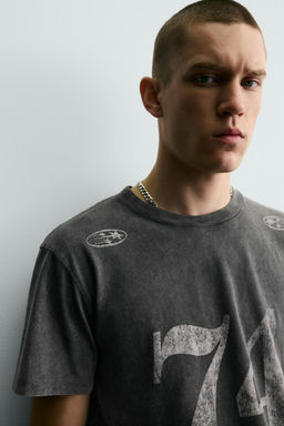 WASHED T-SHIRT WITH CONTRAST PRINTS - Zara фото 14