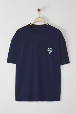 Lacivert Oversize/Genis Kesim Palmiye Patchli Interlok T-Shirt TMNSS25TS00024