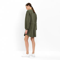 Платье женское короткое с кулиской MINAKU: Casual Collection, зелёное, размер 46, с длинным рукавом