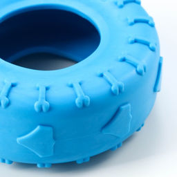 Игрушка жевательная для собак Шина 9 см, синяя - Пижон фото 4