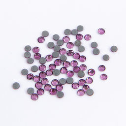 Страз клеевой Zlatka ZRTG-0872 SS08 цветные 2.4 мм стекло 5 x 72 шт в пакете с картонным еврослотом №26 сиреневый (Amethyst)