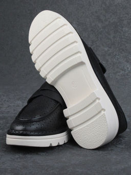 03-YD10-3D BLACK Лоферы женские (натуральная кожа)