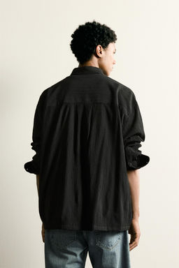 SOBRECAMISA RELAXED FIT RELIEVE / Negro - Zara фото 3