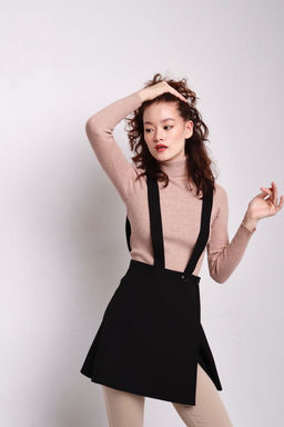 11970 Юбка-баска на бретелях чёрная