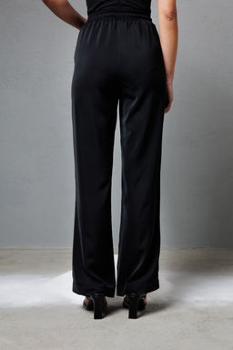 Брюки KOKOdea 212260.25 черный фото 3