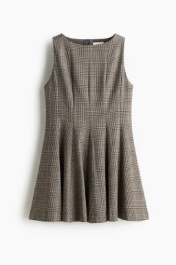 Vestido con vuelo