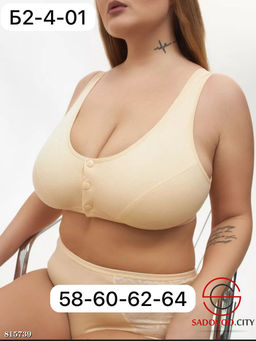 Топик женский на пуговцицах