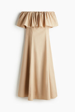 Vestido off-the-shoulder con volante