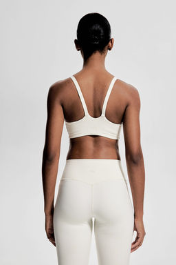 Sujetador de deporte en SoftMove Medium Support - H&m фото 5