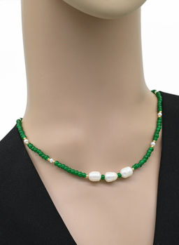 Чокер из бисера с жемчужинами цв.зеленый, 41см