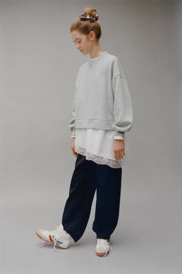 SWEATSHIRT WITH DOUBLE LACE HEM - Zara фото 6