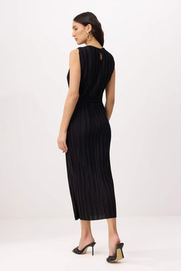 Siyah Duz Shift Bisiklet Yaka Standart Kol Kolsuz Maxi Pilise Orme Elbise TWOSS26EL00502 - Trendyolmilla фото 4