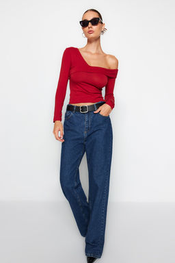 Trendyolmilla Siyah Pamuklu Esnek Volanl? Fitted/Vucuda Oturan Crop Orme Bluz TWOAW24BZ00161