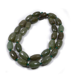 Бусы из камня Нефрит с огранкой 13мм-45см привлекают денежные энергии