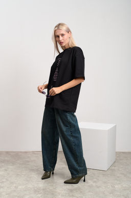 Футболка женская оверсайз черный "Зачеркнутые города"