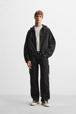 FLARE FIT JEANS WITH ZIPS