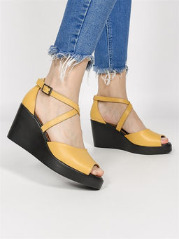 Босоножки 127-04-134