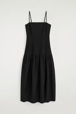 VESTIDO MIDI ESCULPIDO CON CINTURA BAJA