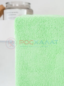 Махровое полотенце без бордюра салатовое ПМ-48 50х90