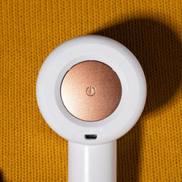 Машинка для удаления катышков LuazON LUK-08, 3 Вт, от USB, портативная, белая - Luazon home фото 2