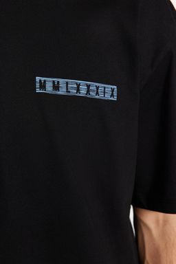 TRENDYOL MAN Siyah Oversize/Genis Kesim S?rt Bask?l? %100 Pamuklu T-shirt TMNSS20TS1132 - Trendyolmilla фото 6