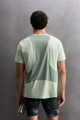 TECHNICAL COLOUR BLOCK T-SHIRT - Zara фото 3