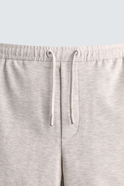 BERMUDA REGULAR FIT CONFORT / Crudo / Vigor? - Zara фото 9