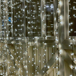Гирлянда светодиодная String Light 5 м, свет холодный белый постоянный, провод ПВХ черный, 50 диодов, шаг диодов 10 см