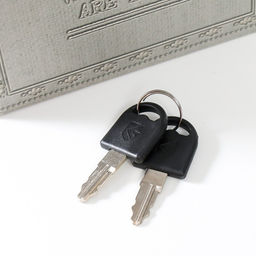 Шкатулка книга - сейф «Компас», дерево и искусственная кожа, с замком, 21×13×5 см