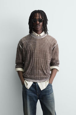 ABSTRACT JACQUARD JUMPER - Zara фото 2