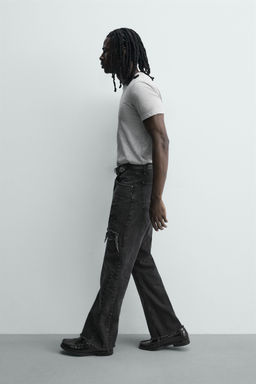 JEANS FLARE FIT ROTOS / Negro - Zara фото 6