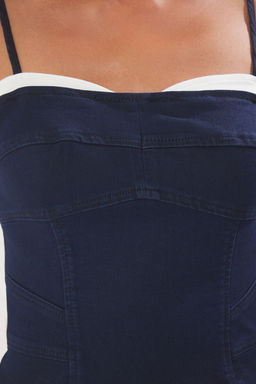 Koyu Mavi Ekru Kalp Yaka Detayl? Ince Ask?l? Crop Denim Bluz TWOSS25BZ00435 - Trendyolmilla фото 3