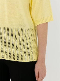 Блузка вязаная