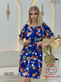 Летнее платье с принтом