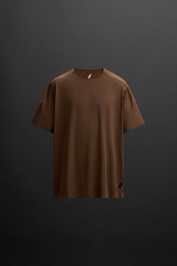 COLOUR BLOCK TECHNICAL T-SHIRT