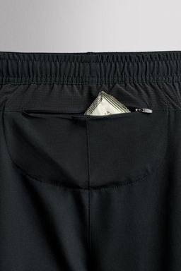 PANTALONES CORTOS B?SICOS ENTRENAMIENTO 7 / Negro - Zara фото 14
