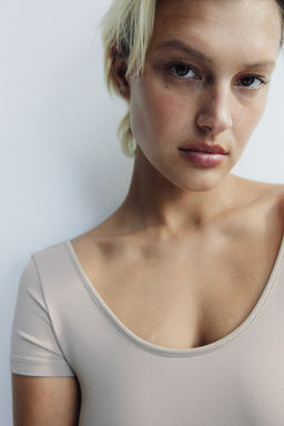 Top de microfibra con escote en U - H&m фото 2