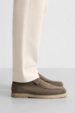 CASUAL LEATHER ANKLE BOOTS - Zara фото 10