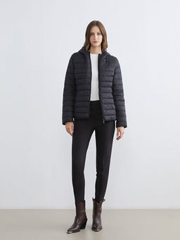 Kap??onlu Kad?n ?i?me Mont