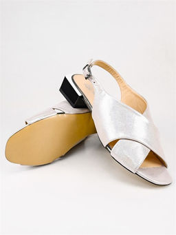 Босоножки 004-2421-R874-01