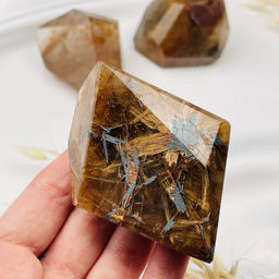 Кристалл из Рутиловго кварца Волосатик - Радуга самоцветов фото 2