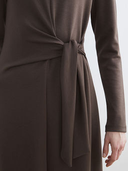 Bisiklet Yaka Beli Ba?lamal? Elbise