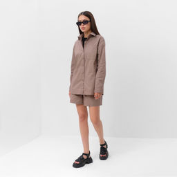 Костюм женский: рубашка, шорты, MIST Summer time, размер 50, кофейный