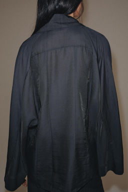 CAMISA CRUZADA ALAMARES ZW COLLECTION / Gris oscuro - Zara фото 5