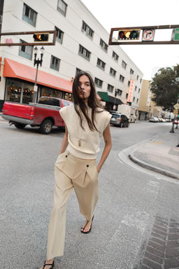 PANTAL?N CHINO RECTO / Arena