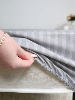 Простыня на резинке страйп-поплин 90*200