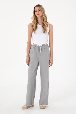 Kad_n Gri Bel Detayl_ Loose Fit Kanvas Pantolon Sepette S_rpriz _ndirim